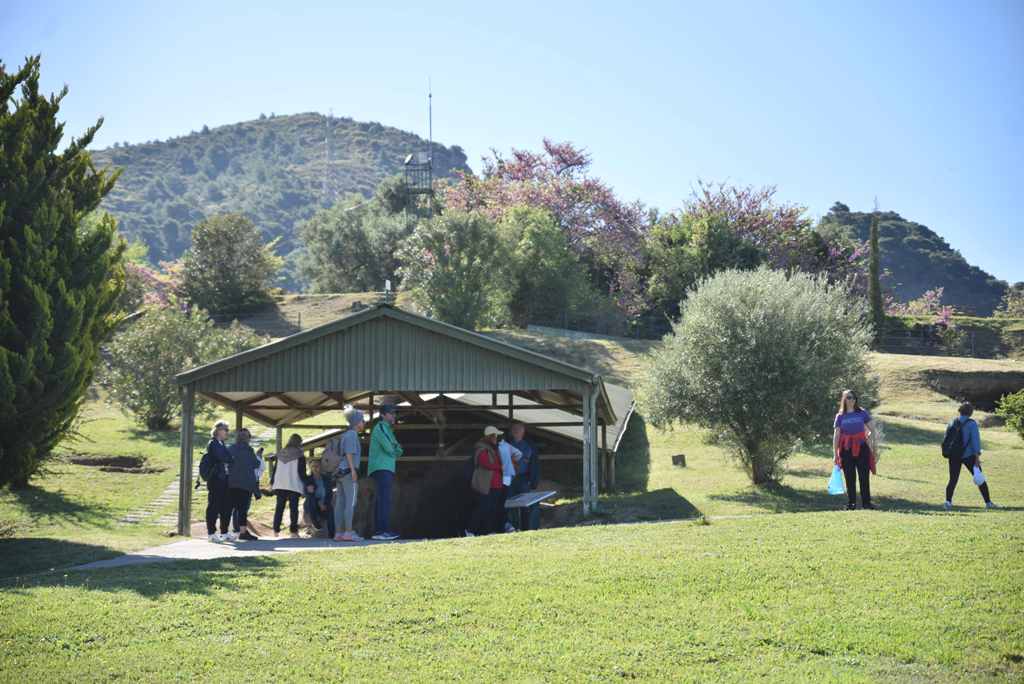 ΠΑΤΡΑ: Ξενάγηση του Πάρκου Εκπαιδευτικών Δράσεων στο Μυκηναϊκό Νεκροταφείο της Βούντενης