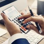 Εισπράξεις φόρων: Τα… λεφτά τα φέρνουν πλέον οι επιχειρήσεις και τα myDATA