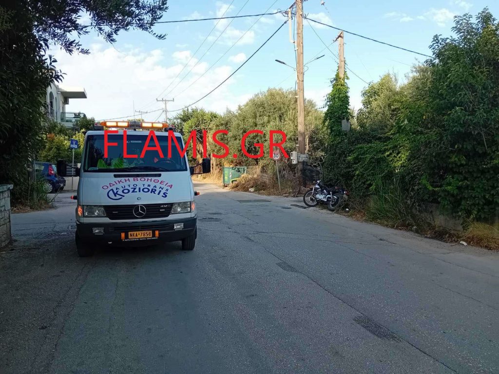 Σοβαρό τροχαίο στο Ρίο! ΙΧ έπεσε πάνω σε μηχανή "τσόπερ" - ΦΩΤΟ