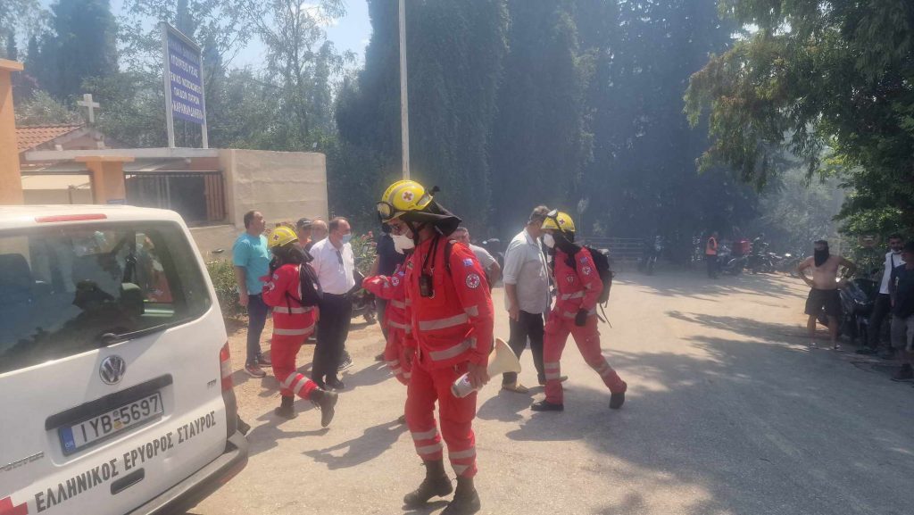 Φωτιά στην Πάτρα: Aναστέλλεται η εφημερία του Καραμανδανείου - Σύσκεψη στο Νοσοκομείο (ΦΩΤΟ)