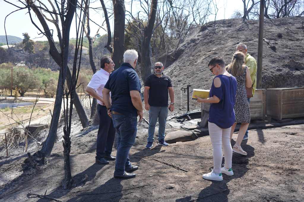 ΠΑΤΡΑ: Ο Δήμαρχος Πατρέων, Κώστας Πελετίδης, επισκέφθηκε σήμερα το πρωί, το Γηροκομειό