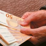 Ερχεται το φθινόπωρο μίνι ασφαλιστικό για συντάξεις χηρείας και εισφορά αλληλεγγύης