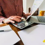 Συνταξιούχοι: Έρχονται διπλές αυξήσεις στις κύριες συντάξεις άνω των 1.400 ευρώ – Πως και πότε θα δοθούν