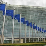 Κομισιόν - Έκθεση για το Κράτος Δικαίου: Η Ελλάδα στις 9 χώρες με τις λιγότερες συστάσεις