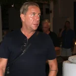 «Ο Γιώργος Μαζωνάκης προσπαθεί να διαχειριστεί με ψυχραιμία την περιπέτεια που βίωσε», δήλωσε ο δικηγόρος του