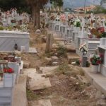 Αιγιάλεια – Νεκροταφεία: Δεν υπάρχει χώρος για τους νεκρούς!