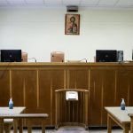 Ενδοοικογενειακή βία: Πλάκωσε στο ξύλο τους γονείς του