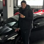 Ο Light «το ζει» στη Μύκονο με Lamborghini