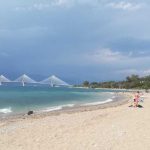 Πάτρα – Καστελόκαμπος: Φόβοι και ερωτήματα για φρεάτιο αποχέτευσης