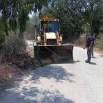 Δήμος Δυτικής Αχαΐας: Συνεχείς καθαρισμοί της βλάστησης στο οδικό δίκτυο