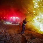 Ολονύχτια μάχη με τις φλόγες σε Εύβοια και Ρέθυμνο