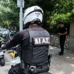 Συνελήφθη 15χρονος μετά από καταδίωξη σε Μεταμόρφωση και Νέα Ιωνία - Οδηγούσε κλεμμένη μοτοσικλέτα
