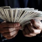 Τελικά πόσα χρήματα χρειάζεται κανείς για να θεωρείται πλούσιος;
