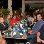 ΔΕΙΤΕ ΦΩΤΟ: Στα Βραχνέικα μετά την παράσταση οι “Μπαμπάδες με ρούμι” – ΦΩΤΟ