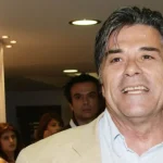 Πάνος Μιχαλόπουλος: Οι σπάνιες φωτογραφίες στην αυλή του πατρικού του στη Μεσσηνία