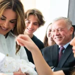 Βασίλισσα Ράνια της Ιορδανίας: Έγινε για πρώτη φορά γιαγιά - Δείτε φωτογραφίες