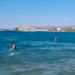 Άνδρας προσπάθησε να βιάσει 20χρονη σε παραλία -Πώς την έσωσε φίλος της