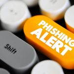 Νέα μέθοδος phishing για να αδειάζουν τραπεζικούς λογαριασμούς – Πώς λειτουργεί
