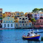 Κεφαλονίτες: Από πού κρατά η σκούφια τους