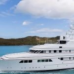 Ο Tommy Hilfiger πούλησε το mega yacht «Flag» σε Ελληνα εφοπλιστή έναντι 39,5 εκατ. ευρώ