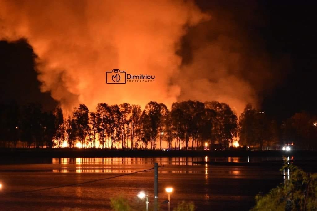 ΔΥΤΙΚΗ ΕΛΛΑΔΑ: Κόλαση φωτιάς τη νύχτα - Τρομακτικές εικόνες - ΒΙΝΤΕΟ
