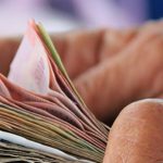 Αυξήσεις αποδοχών - Μειώσεις φόρων: 14 απαντήσεις για δικαιούχους, κριτήρια και μέτρα