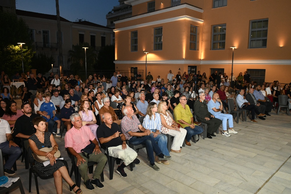 ΔΕΙΤΕ ΠΟΛΛΕΣ ΦΩΤΟ: Η Πάτρα τίμησε τους αθλητές της