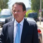 Μυστήριο με τα 28.000 ευρώ που βρέθηκαν σε ρούχα στο σπίτι του Απόστολου Λύτρα