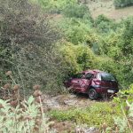 ΑΧΑΪΑ - ΤΩΡΑ: ΙΧ έπεσε σε γκρεμό - ΦΩΤΟ