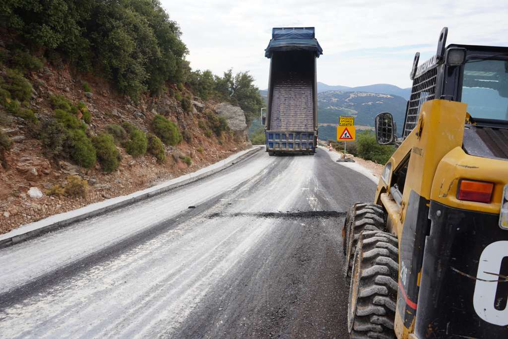 Προχωρά με γρήγορους ρυθμούς το έργο ανακατασκευής της οδού προς το Παναχαϊκό όρος - ΦΩΤΟ