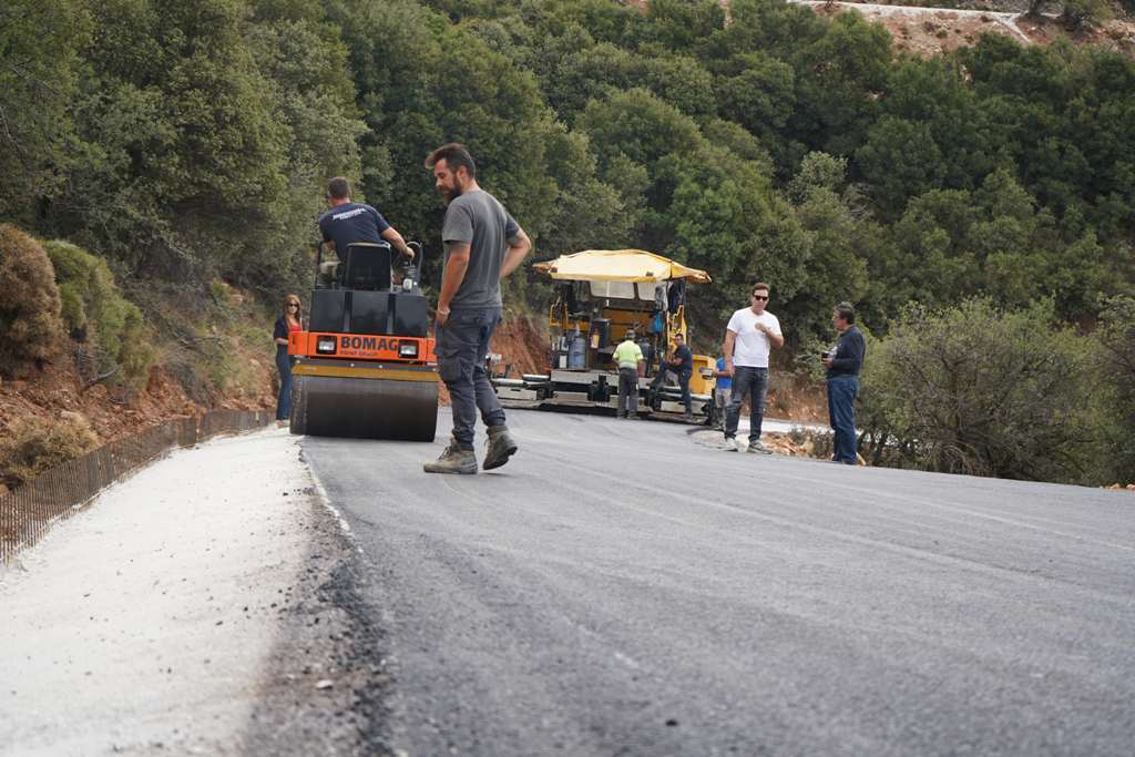 Προχωρά με γρήγορους ρυθμούς το έργο ανακατασκευής της οδού προς το Παναχαϊκό όρος - ΦΩΤΟ