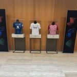 Τα γραφεία της UEFA κοσμεί η φανέλα του Ολυμπιακού