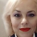 Το πρώτο μυθιστόρημα της Γκέλης Ντηλιά «Άγιοι στην κόλαση» παίρνει το βάπτισμα της παρουσίασης στην Πάτρα