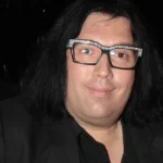 Ο “Εθνικός σταρ” Ανδρέας Ευαγγελόπουλος παντρεύεται τον σύντροφό του – Αυτή είναι η αναγγελία του γάμου