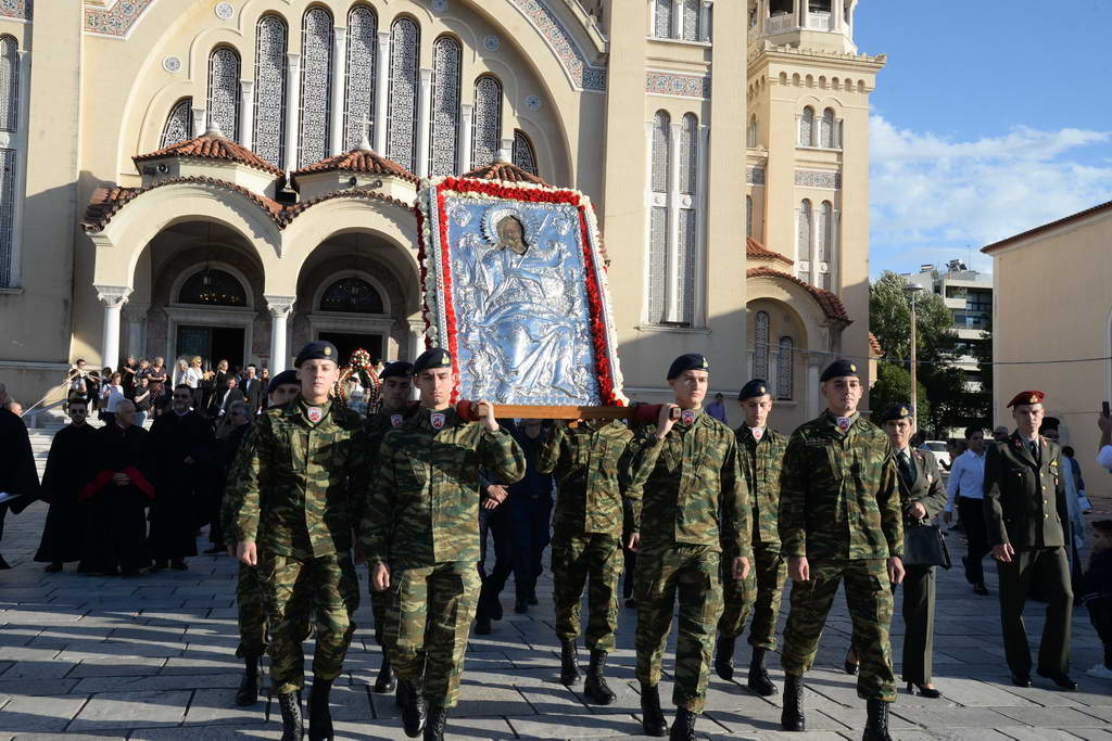 Μεγαλειώδης Λιτανεία της Τιμίας Κάρας του Απ. Ανδρέου στην Πάτρα - ΦΩΤΟ