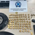 Όπλα, σφαίρες και λίρες μέσα σε λάστιχο βρήκαν οι αστυνομικοί στους καταυλισμούς Ρομά σε Φυλή και Άνω Λιόσια