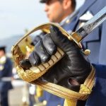 Ενστολοι: Πόσο αυξάνονται οι μισθοί τους από το 2025