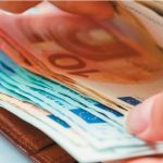 Δημόσιο: Έρχεται νέο μηνιαίο επίδομα ύψους 150 ευρώ και 105 ευρώ σε εργαζόμενους – Ποιους αφορά