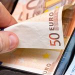 Ποιοι θα δουν λεφτά στους λογαριασμούς τους από σήμερα