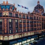 Harrods: Zητούν συγγνώμη μετά τις καταγγελίες υπαλλήλων για σεξουαλικές επιθέσεις από τον πρώην ιδιοκτήτη Μοχάμεντ αλ Φαγέντ