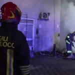 Μιλάνο: Νεκροί τρεις νεαροί από φωτιά σε κατάστημα – Πέθαναν από ασφυξία στην τουαλέτα