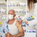 Πότε ξεκινούν οι τριπλοί εμβολιασμοί στα φαρμακεία – Ποιες λοιμώξεις αφορούν