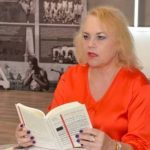 Παρουσιάστηκε στην Πάτρα το βιβλίο, “ΑΓΓΕΛΟΙ ΣΤΗΝ ΚΟΛΑΣΗ” της Γκέλης Ντηλιά