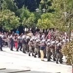 Ένταση στο Σύνταγμα - Δεκάδες προσαγωγές σε συγκέντρωση ακροδεξιών (ΒΙΝΤΕΟ)