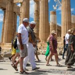 Απρόσμενο ρεκόρ πάνω από 4,5 δισ. τον Ιούλιο για τις ταξιδιωτικές εισπράξεις