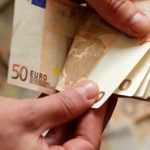 Το «κλειδί» για μόνιμες μειώσεις φόρων