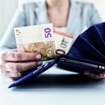 Συντάξεις χηρείας: Δύο σενάρια στο τραπέζι για τις περικοπές