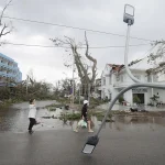 «Σάρωσε» τα πάντα ο ισχυρός τυφώνας Γιάγκι στο Βιετνάμ – Δεκάδες νεκροί και αγνοούμενοι