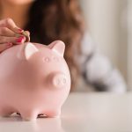 Ξοδέψαμε 3 δισ. ευρώ παραπάνω από τα εισοδήματά μας