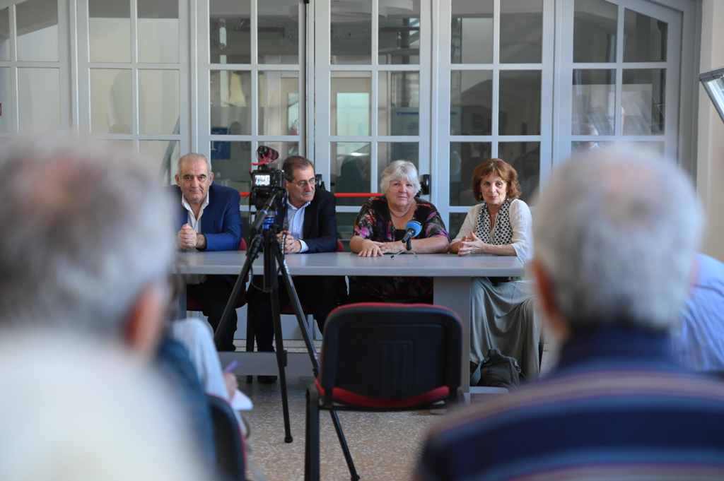 H κόρη του Τσε Γκεβάρα στην Πάτρα με τον Πελετίδη - ΔΕΙΤΕ ΦΩΤΟ - ΒΙΝΤΕΟ